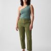 Mid Rise Downtown Khakis