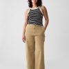 Mid Rise Loose Khaki Cargo Pants