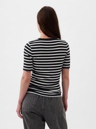 Modern Crewneck T-shirt
