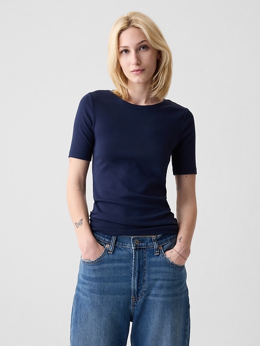 Modern Crewneck T-shirt Modern Crewneck T-shirt