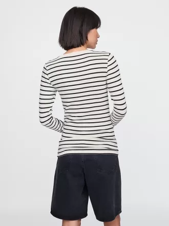 Modern Crewneck T-shirt