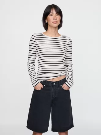 Modern Crewneck T-shirt