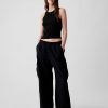 Modern Rib Cropped Halter Top Modern Rib Cropped Halter Top