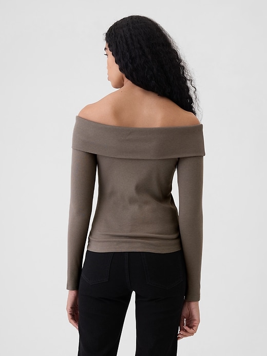 Modern Rib Off-Soulder Cropped Top Modern Rib Off-Soulder Cropped Top
