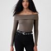 Modern Rib Off-Soulder Cropped Top Modern Rib Off-Soulder Cropped Top