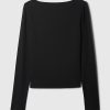 Modern T-shirt med ribborad båthals Modern T-shirt med ribborad båthals