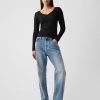 Modern V-ringad T-shirt
