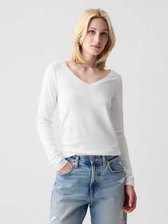 Modern V-ringad T-shirt