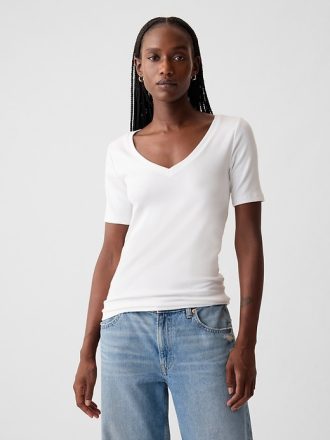 Modern V-ringad T-shirt