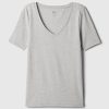 Modern V-ringad T-shirt