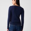 Modern V-ringad T-shirt