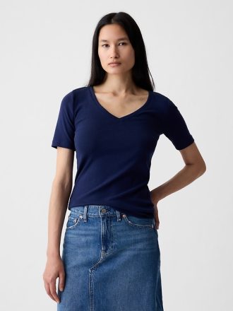 Modern V-ringad T-shirt