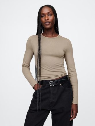 Modern beskuren T-shirt