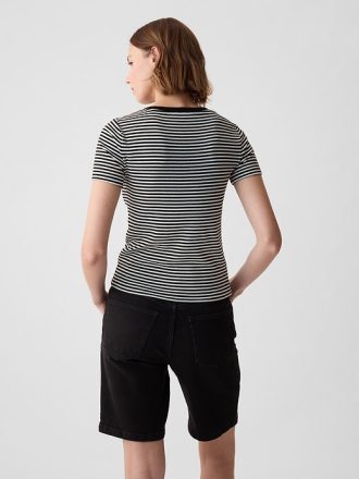 Modern beskuren T-shirt