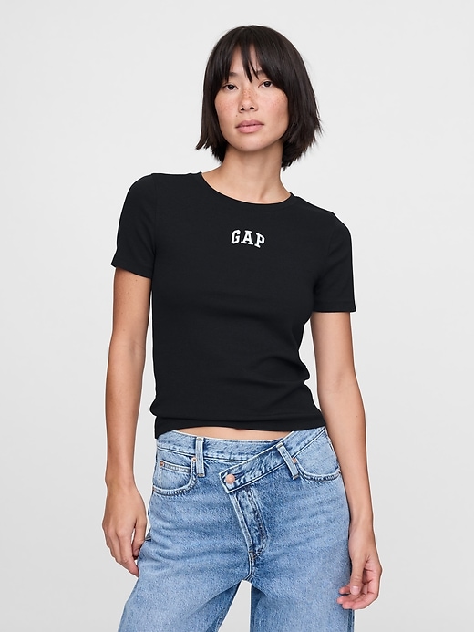 Modern beskuren logotyp T-shirt Modern beskuren logotyp T-shirt