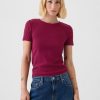 Modern ribborad T-shirt