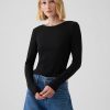 Modern ribborad T-shirt Modern ribborad T-shirt