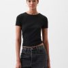 Modern ribborad T-shirt Modern ribborad T-shirt