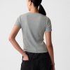 Modern ribborad T-shirt Modern ribborad T-shirt