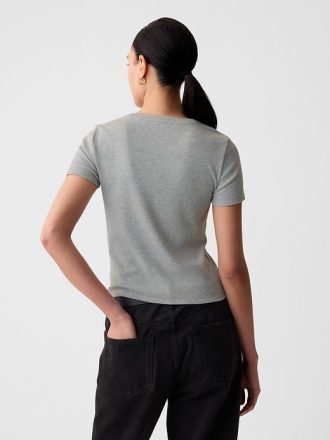 Modern ribborad T-shirt