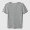Modern ribborad T-shirt Modern ribborad T-shirt