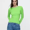 Modern ribborad T-shirt Modern ribborad T-shirt