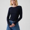 Modern ribborad T-shirt Modern ribborad T-shirt