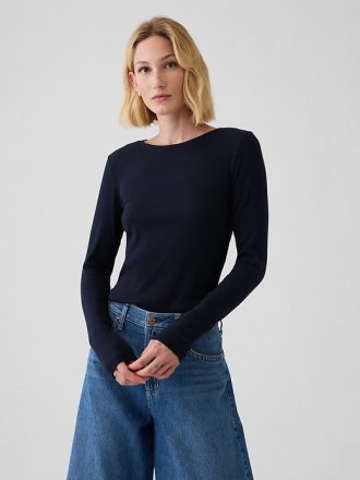 Modern ribborad T-shirt