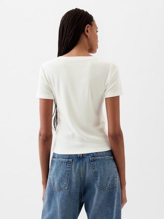 Modern ribborad T-shirt