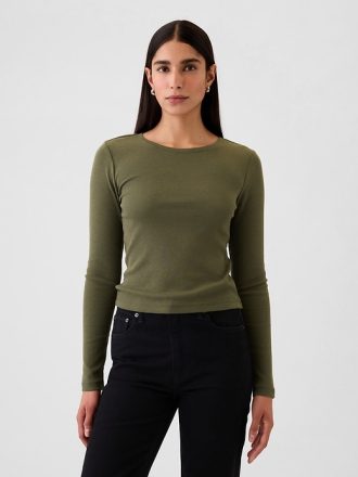 Modern ribborad T-shirt