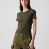 Modern ribborad T-shirt