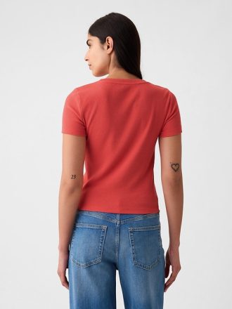 Modern ribborad T-shirt