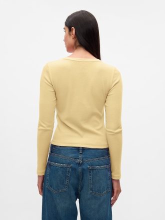 Modern ribborad T-shirt