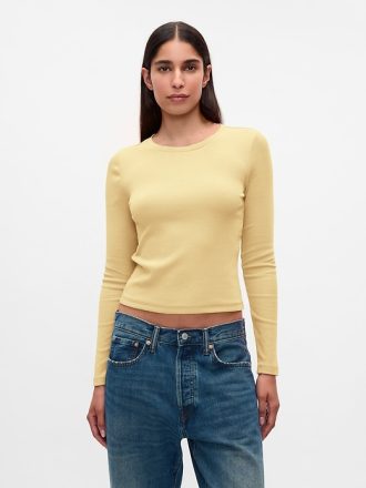 Modern ribborad T-shirt