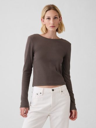 Modern ribborad T-shirt