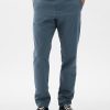 Moderna Khakis i Athletic Taper