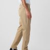 Moderna Khakis i Athletic Taper