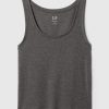 Modernt cropped linne