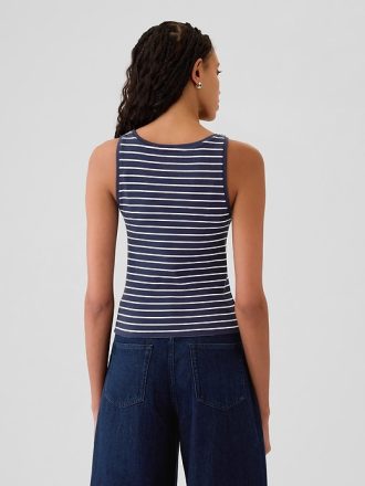 Modernt cropped linne