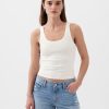Modernt cropped linne