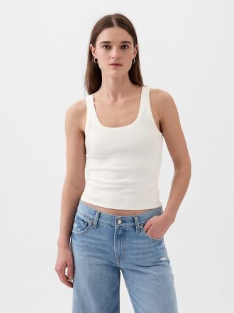 Modernt cropped linne