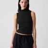 Modernt mockneck linne