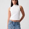 Modernt mockneck linne