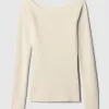 Off-Soulder Sweater Top