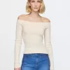 Off-Soulder Sweater Top