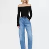 Off-Soulder Sweater Top