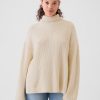 Oversized tröja med split-fåll Mockneck
