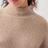Oversized tröja med split-fåll Mockneck
