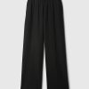 Pull-On byxor med vida ben Pull-On byxor med vida ben