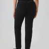 Raka jeans med dubbar från 90-talet